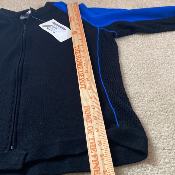 TAIL Sporty ZIP UP sweater - Picture 5 of 11